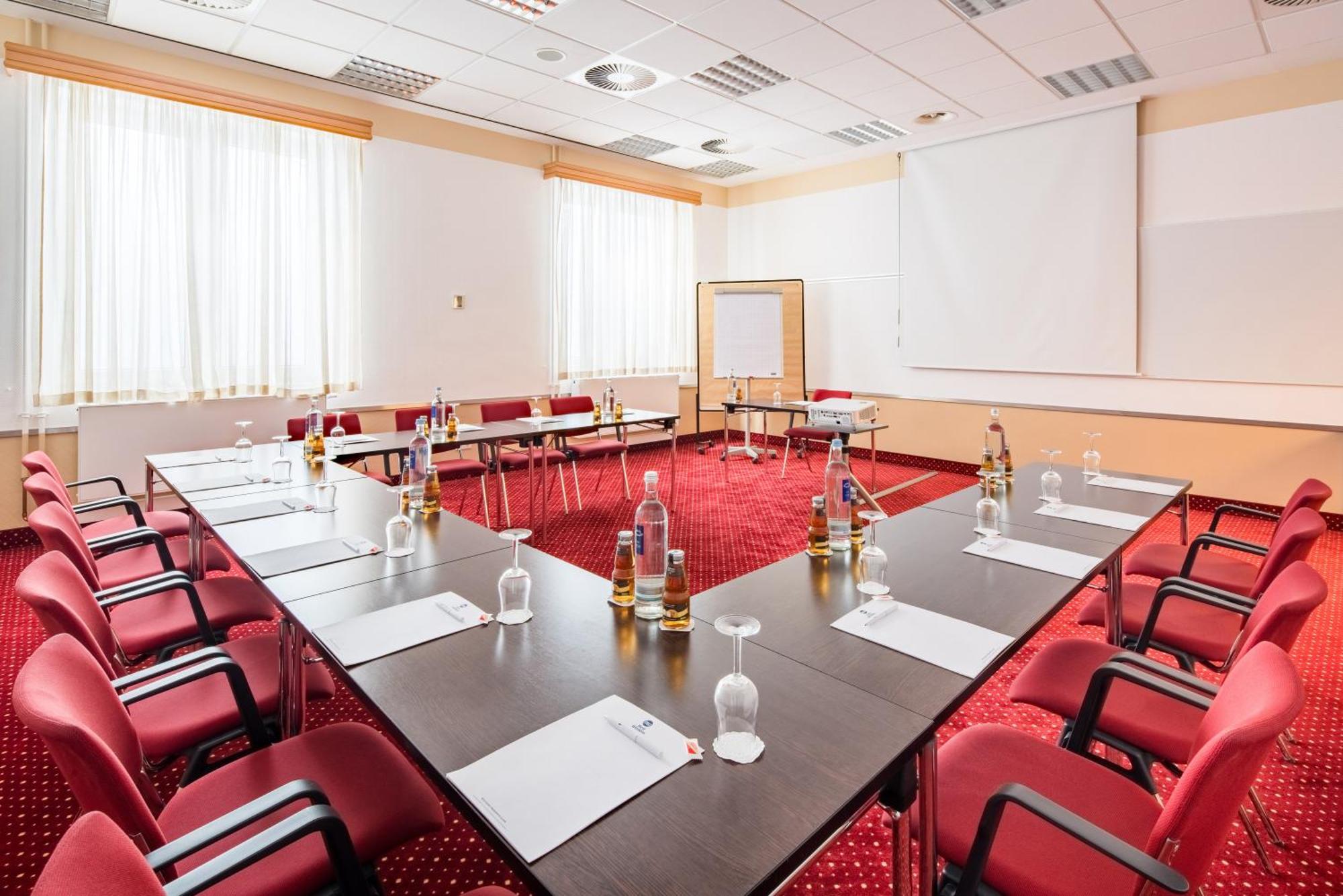 Airways Hotels Frankfurt Airport West Raunheim Exteriör bild