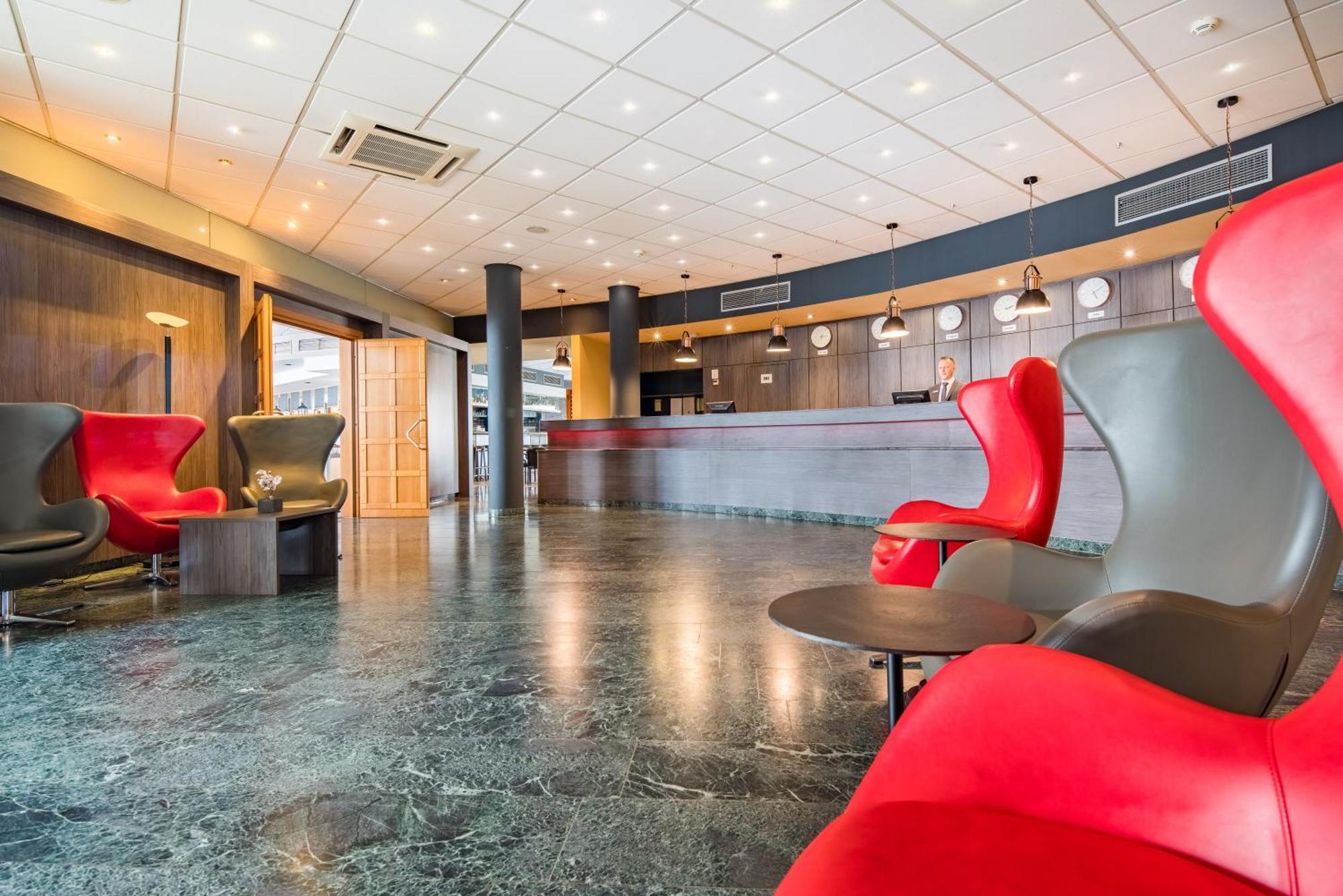 Airways Hotels Frankfurt Airport West Raunheim Exteriör bild