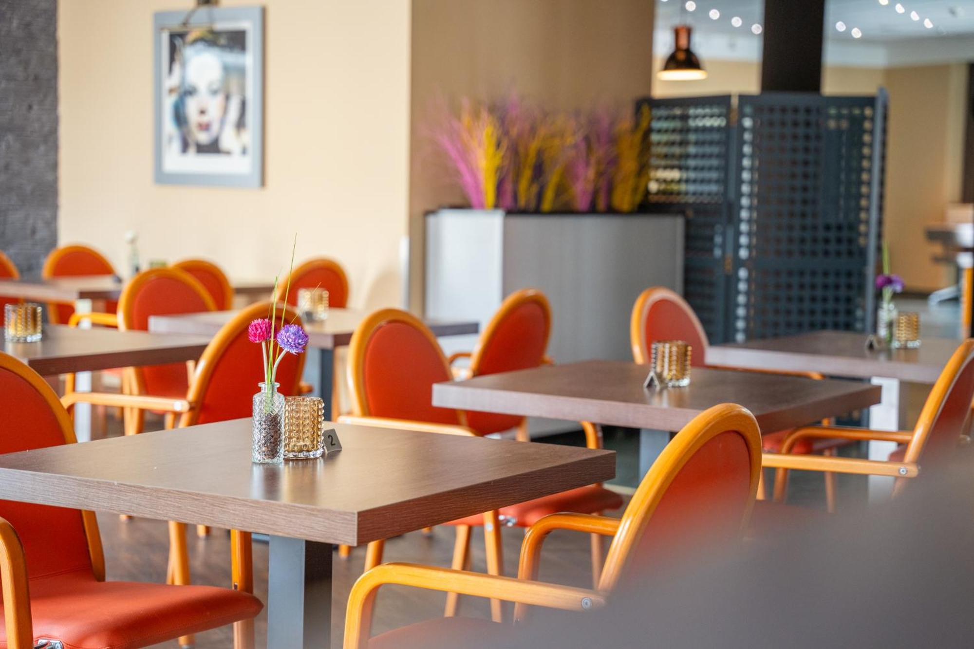 Airways Hotels Frankfurt Airport West Raunheim Exteriör bild